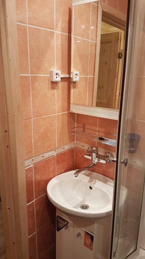 Adart Apartment Narva Exterior foto